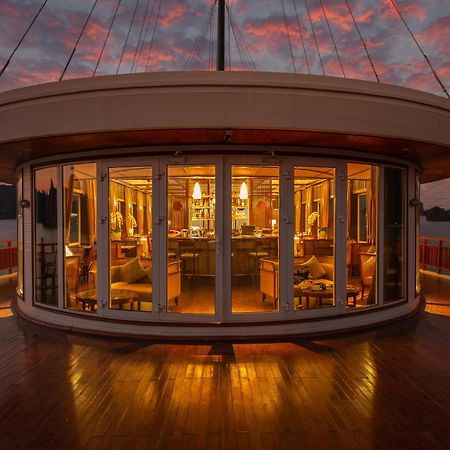 Heritage Line Ylang Cruise - Halong Bay & Lan Ha Bay Hạ Long Extérieur photo