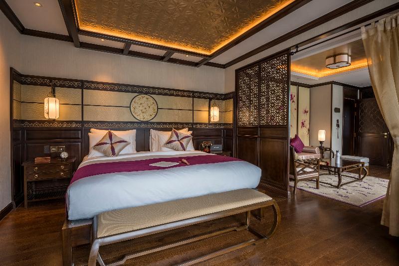 Heritage Line Ylang Cruise - Halong Bay & Lan Ha Bay Hạ Long Extérieur photo