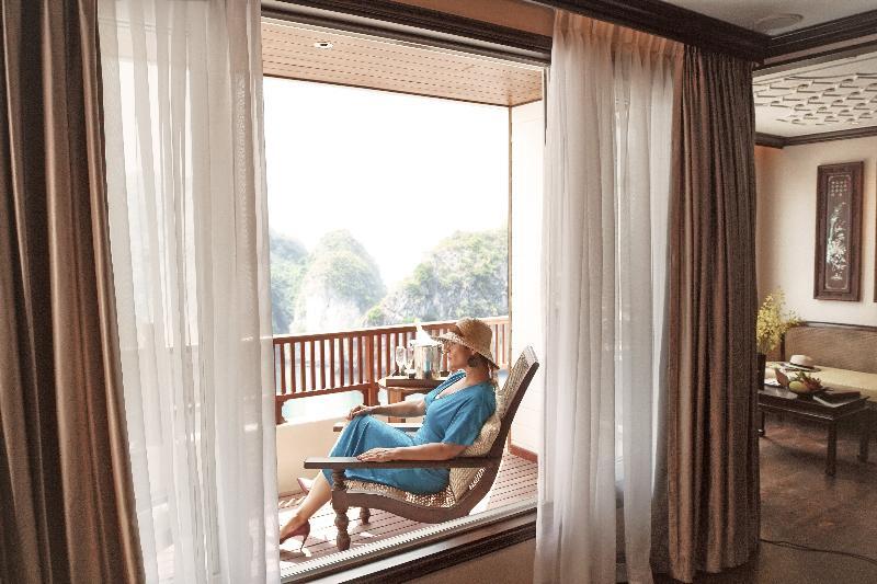 Heritage Line Ylang Cruise - Halong Bay & Lan Ha Bay Hạ Long Extérieur photo